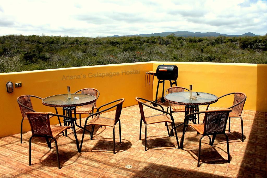 Ariana'S Galapagos Hostal Puerto Ayora  Esterno foto