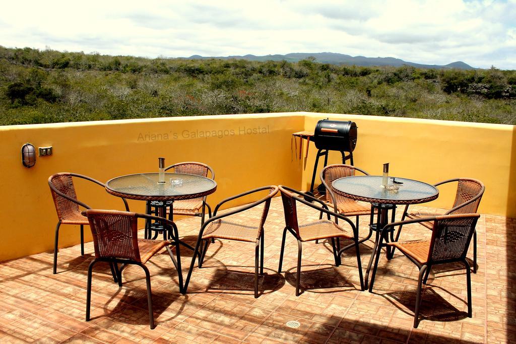 Ariana'S Galapagos Hostal Puerto Ayora  Esterno foto