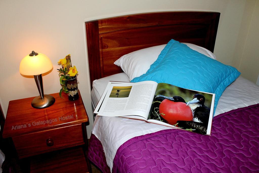 Ariana'S Galapagos Hostal Puerto Ayora  Esterno foto