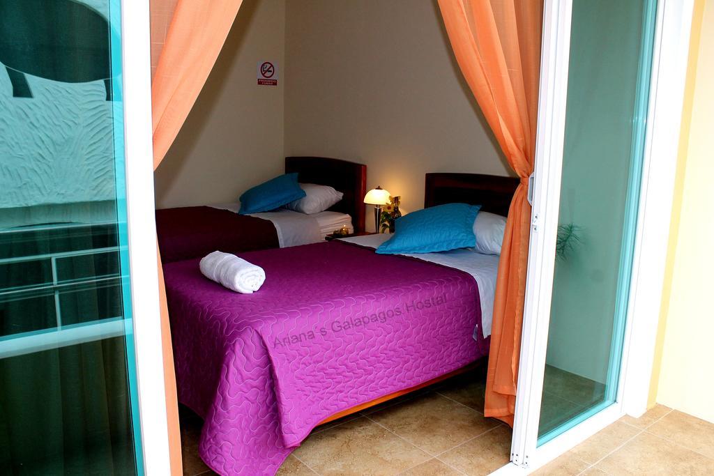Ariana'S Galapagos Hostal Puerto Ayora  Esterno foto